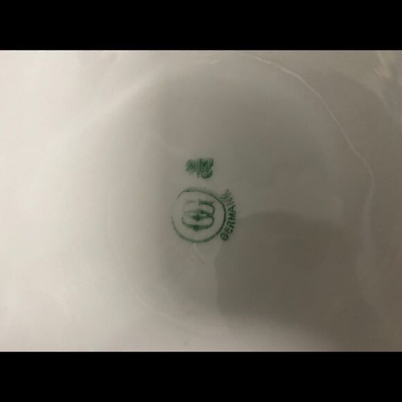 Vintage German auto Herbert rose pattern, covered dish/porcelain - Picture 5 of 6